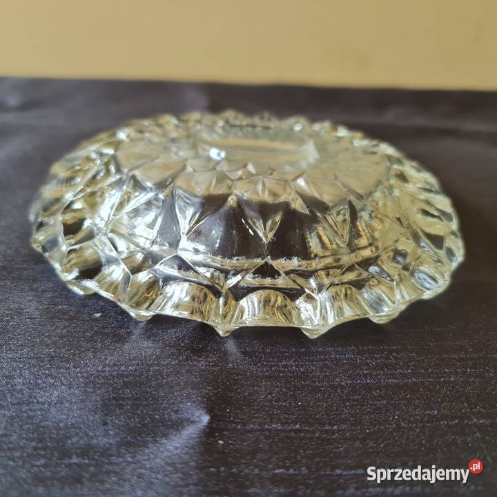 Popielniczka z grubego szkła okres PRLu mazowieckie Warszawa