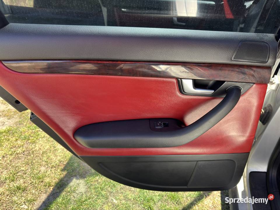 Skóry Audi A4 B6 czerwone Avant