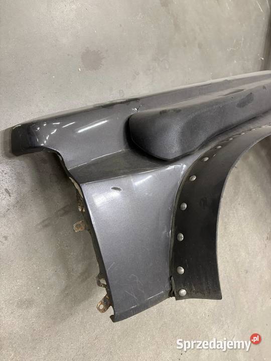 Nissan Patrol Y60 błotnik przód oryginał dobra Poznań