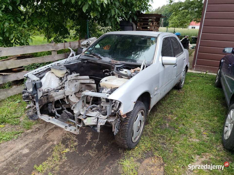 Pozostałości części mercedes w202 c200 cdi Rok produkcji 1998