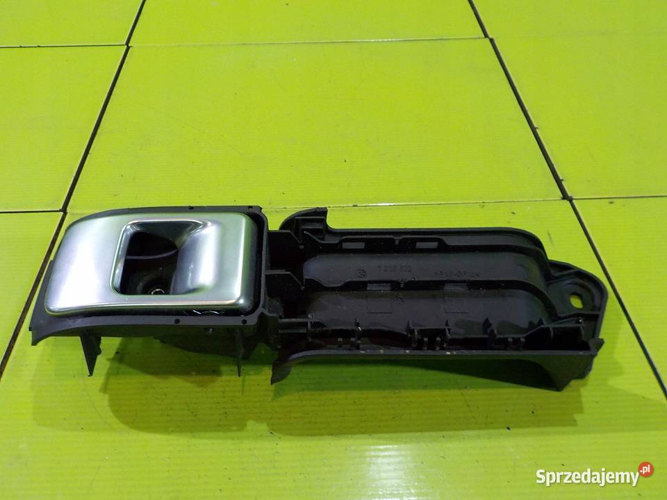 RANGE ROVER III L322 03 klamka prawa tyl 7026622 osobowe sprzedam