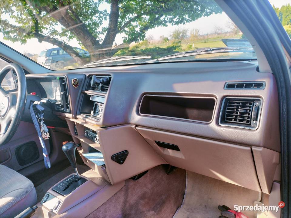 Ford Sierra Ghia Automat jasne brązowe wnętrze Ford Ślesin
