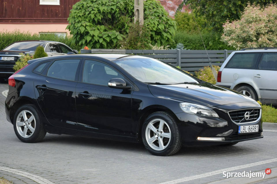 Volvo V40 16D Oryginalny Lakier Super Stan nieuszkodzony Majdan Sieniawski