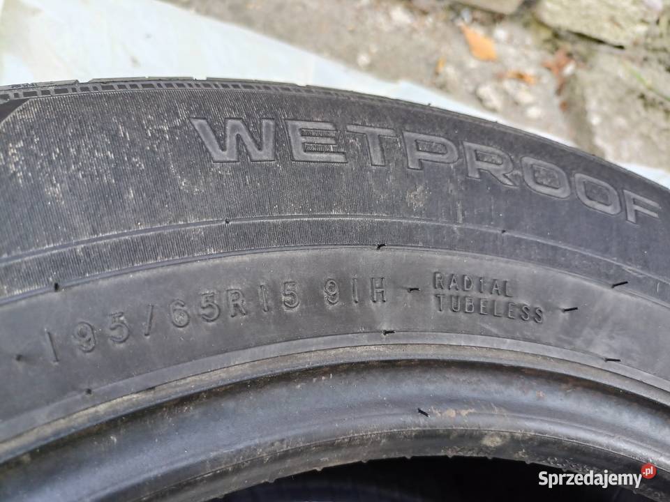 Opony 15 2 komplety Zima Lato Łańcut sprzedam