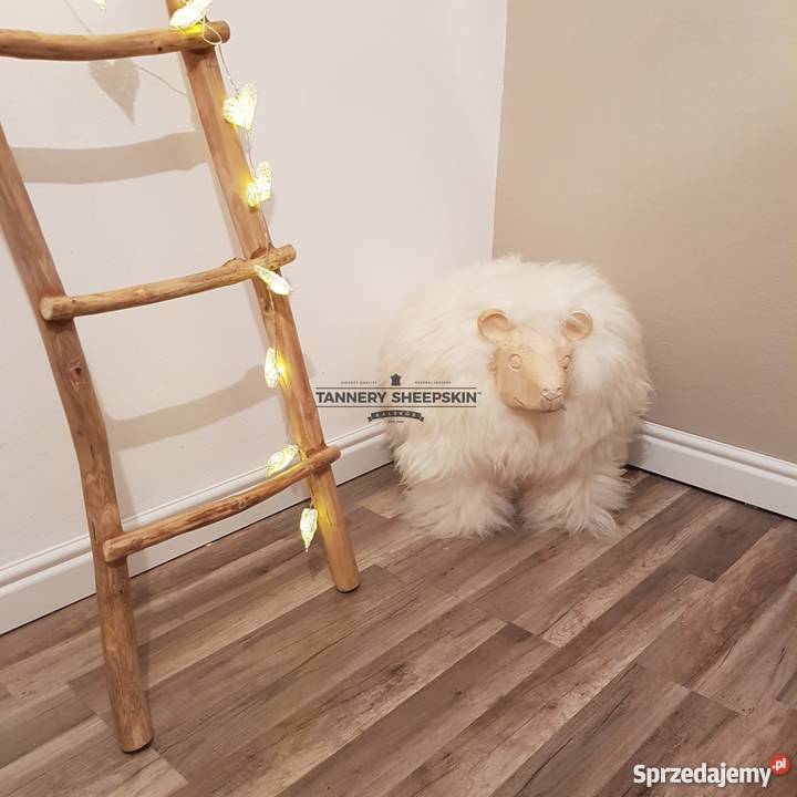 Niedźwiedzie ze skóry owczej NOWOŚĆ Stołek sprzedam