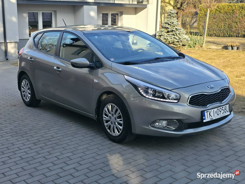 Kia Ceed 14 Benzyna Serwisowany Gwarancja Bogate światła przeciwmgielne świętokrzyskie Piekoszów