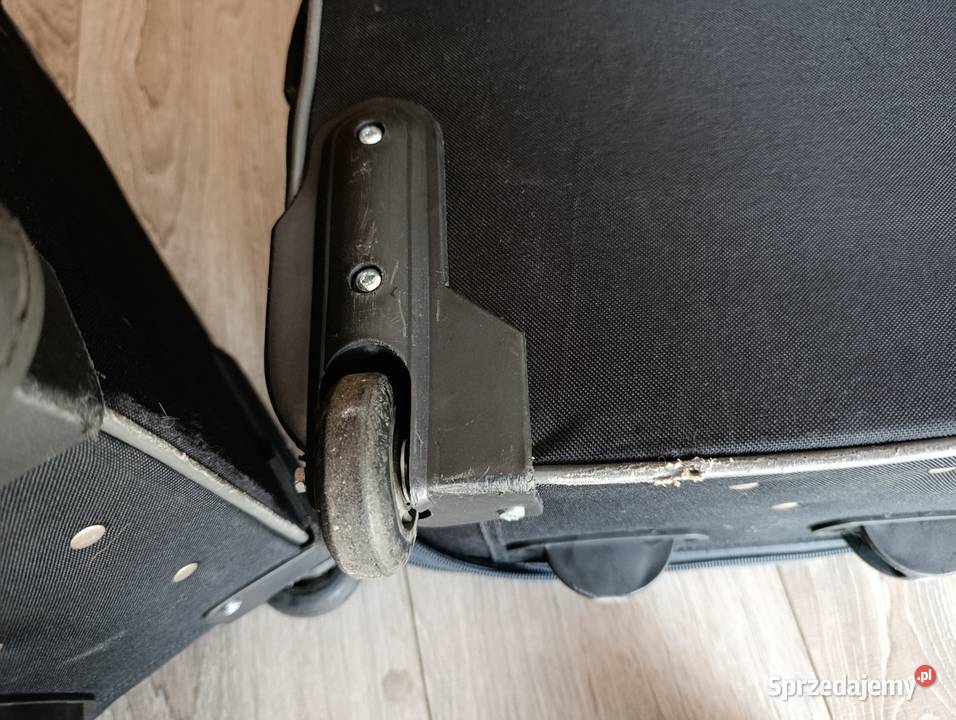 walizka czarna duża pilna sprzedaż Poznań