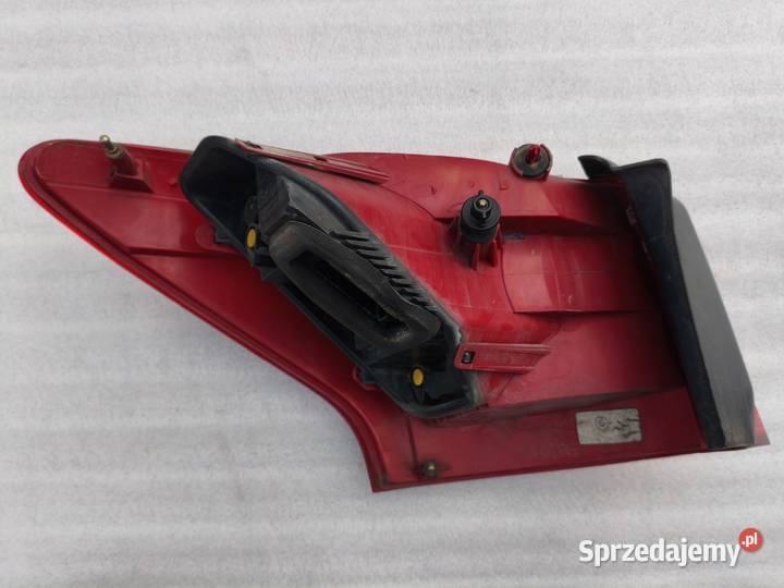 Lampa Prawy Tył Tylna Prawa Peugeot 407 SW Kombi Lampy tylne Wyszków