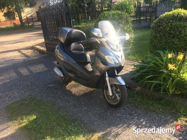 Piaggio X9 Salon Polska przebieg 950 śląskie Częstochowa