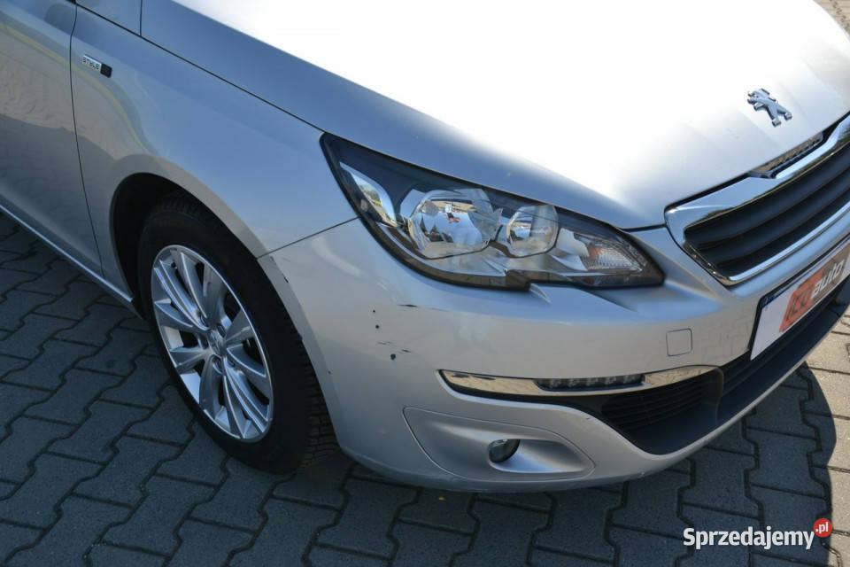 Peugeot 308 12 benzyna 110 model 2016r manualna Kęty