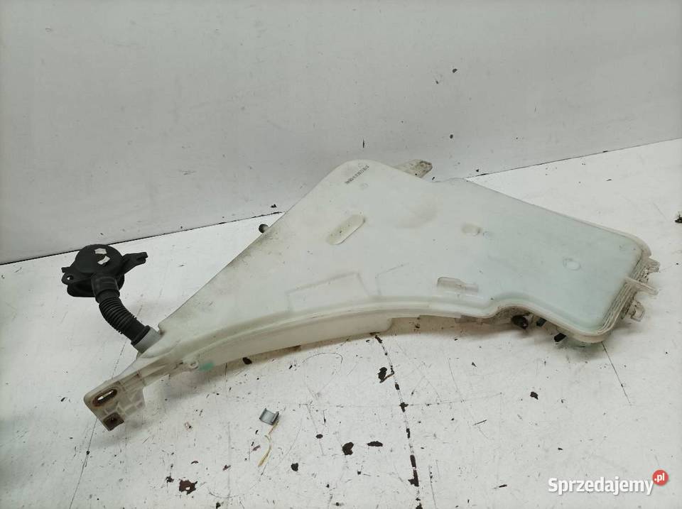 ZBIORNICZEK SPRYSKIWACZY 7241673 Bmw Seria 1 II osobowe