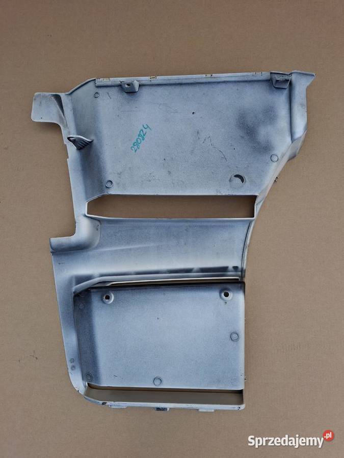 SCANIA R S OBUDOWA WNĘKA STOPNIA STOPNICY PRAWA ciężarowe Bieleń