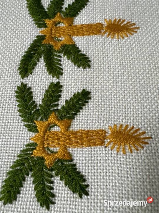 bieżnik ręcznie haftowany motywy Świąteczne Zabrze