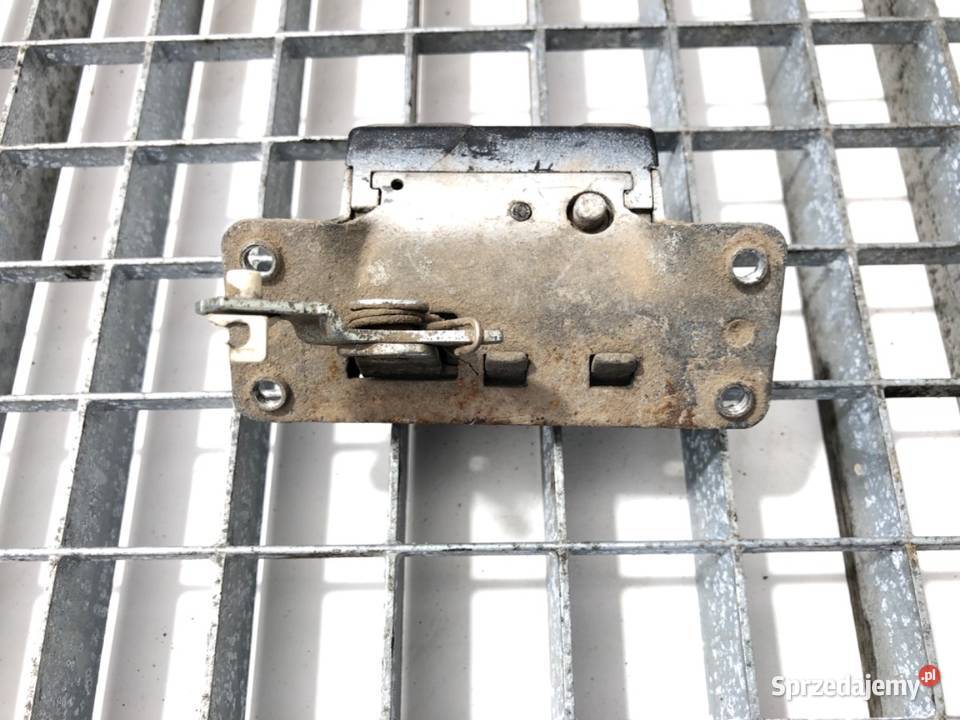 ZAMEK KLAPY TYŁ OPEL VIVARO A Bus 0114 osobowe