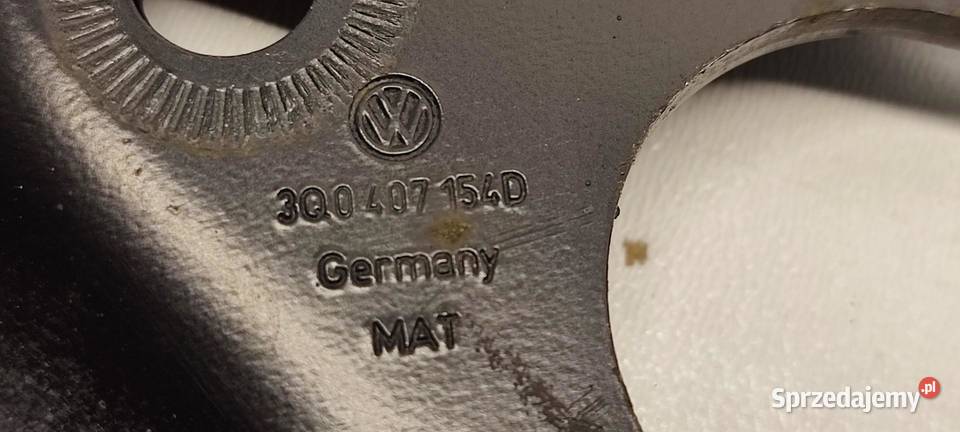 VW TIGUAN II WAHACZ PRAWY PRZÓD 3Q0407154D osobowe