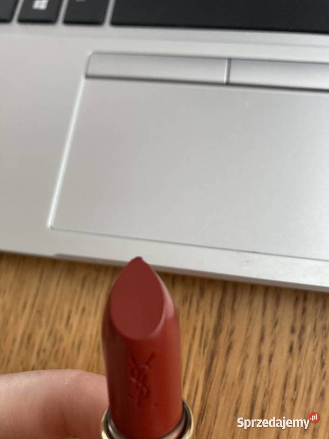 Yves Saint Laurent YSL Rouge Pur Couture 83 Warszawa