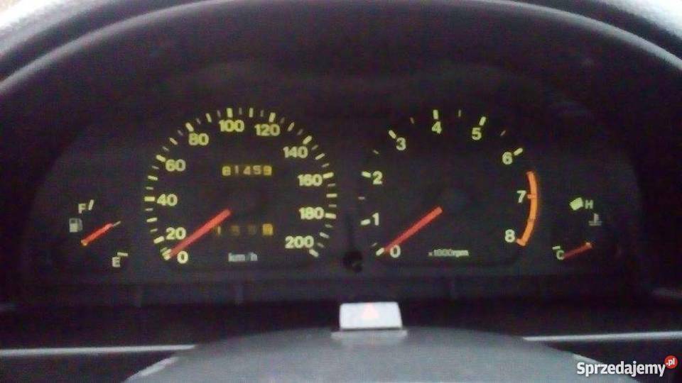 Suzuki swift 16 lat prawo jazdy kat B1 welurowa tapicerka wielkopolskie Rychwał