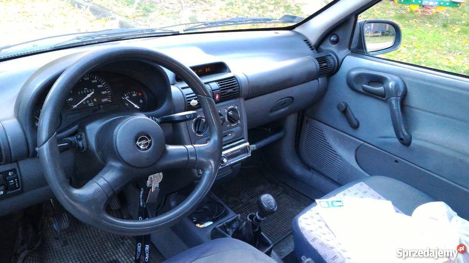 Opel Corsa B 12 8v Hak Szyberdach sprawna