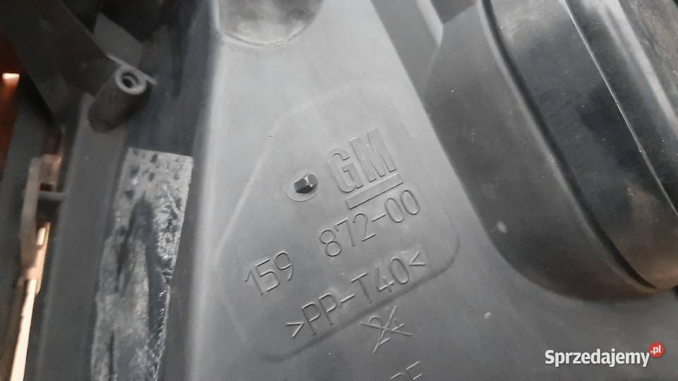 lampa przednia prawa lewa Opel vectra C signum