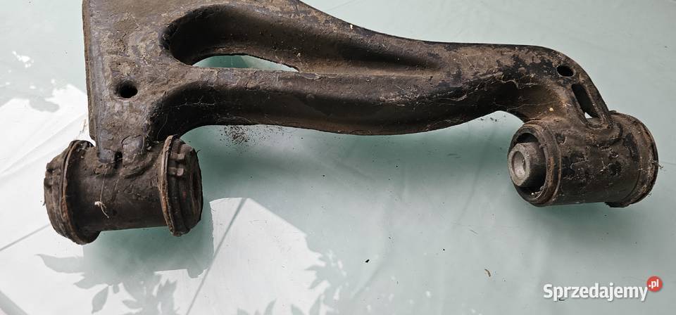 Wahacz lewy przód mercedes w202 w208 Zbąszyń