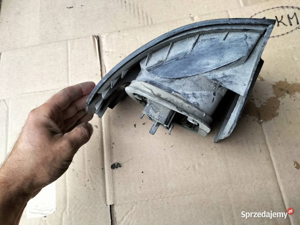 LAMPA TYŁ TYLNA PRAWA LAGUNA 1 lubelskie