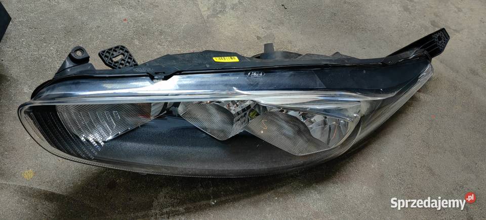 Ford fiesta mk7 FL lampy LP oryginał europa całe osobowe Szczecin