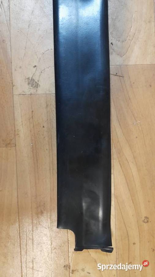 Listwa gumowa audi 80 cabriocoupe drzwi prawa Karpacz sprzedam