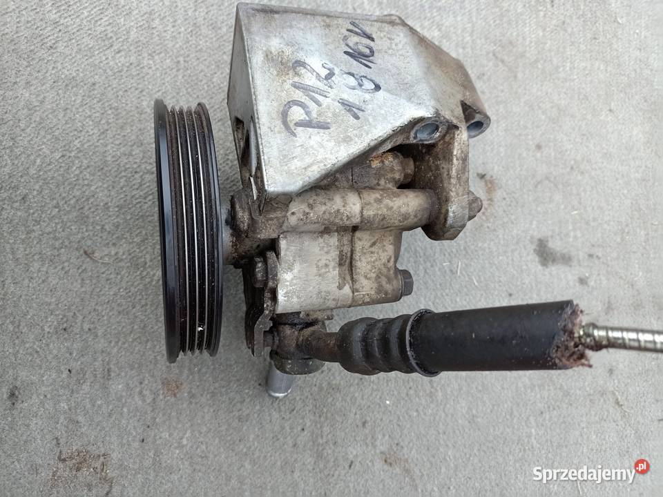 pompa wspomagania z łapą nissan Primera P12 18 Szczecin