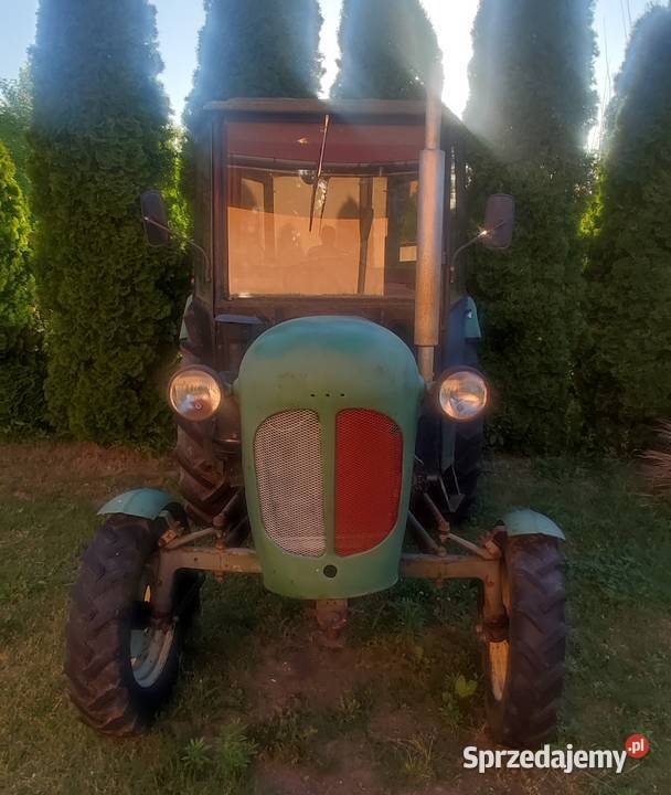 Ciągnik rolniczy c 328330 Ćmielów
