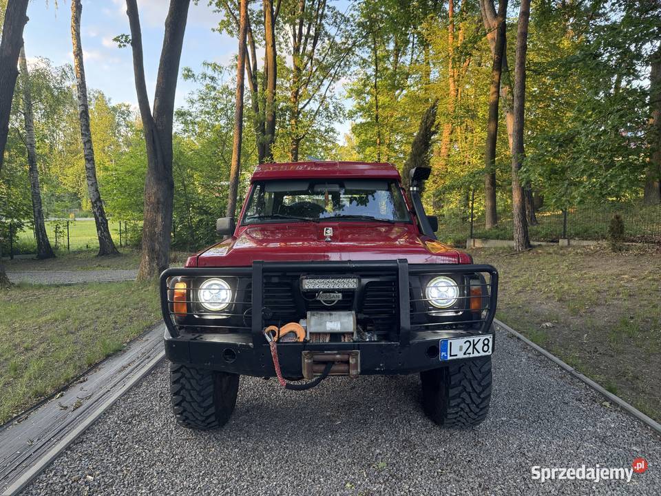 Nissan Patrol nieuszkodzony