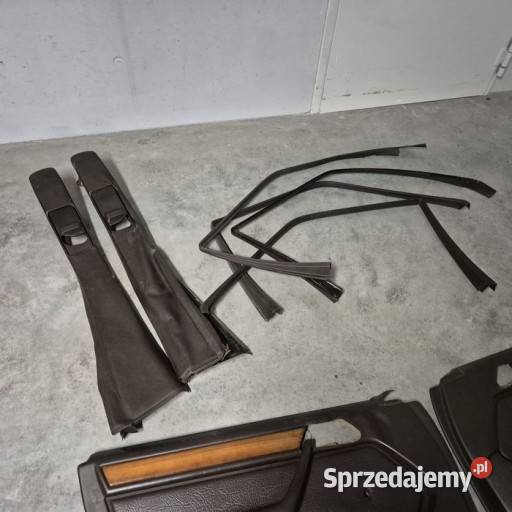 Mercedes 124 w124 sedan boczki drzwi 4 sztuki mb