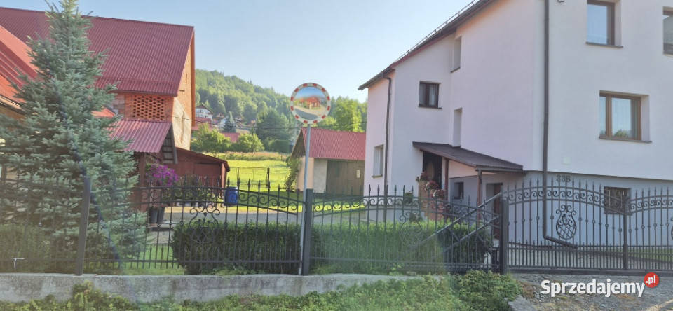 Sprzedam dom z zabudowaniami godpodarczymi blacha Krzyżówki
