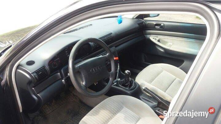 Audi A4 B5 uszkodzone sprzedam