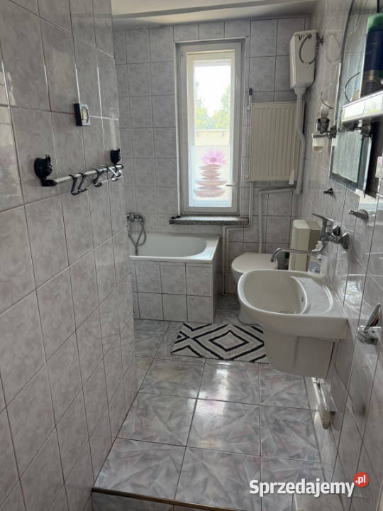 DOM 180m2 3 MIESZKANIA GARAŻ 90m2 GARAŻ30m2 Brodnica