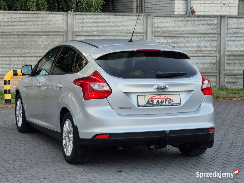 Ford Focus 16MPi 105 Titanium lakier metallic Węgrów