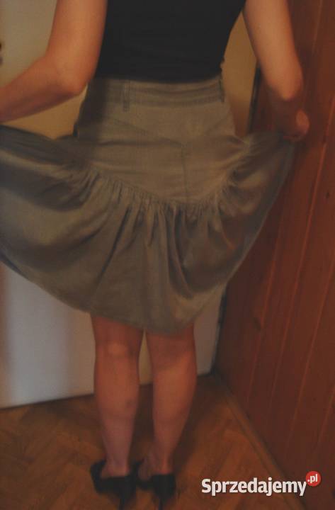 Krótka zielona spódnica Rozmiar S sprzedam