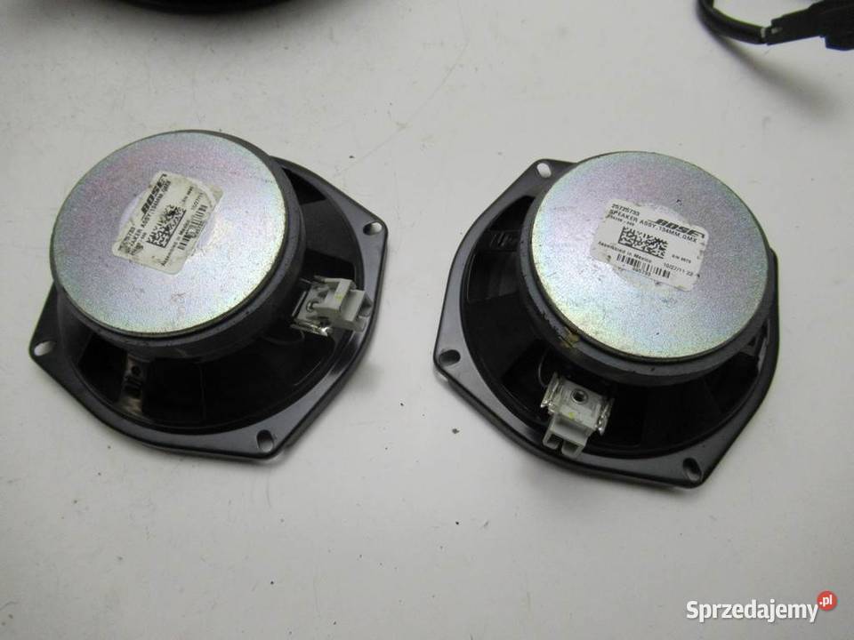 GŁOŚNIKI BOSE KOMPLET CADILLAC CTS SedanLimuzyna