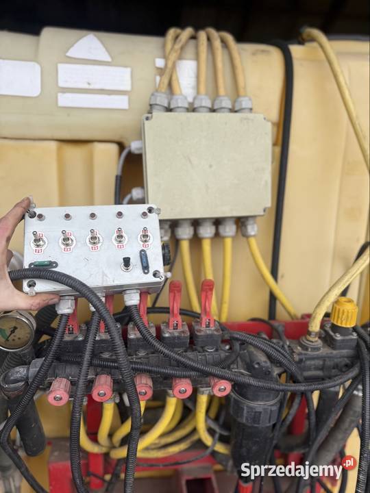 Opryskiwacz TAD LEN 1000l 15m lubelskie sprzedam