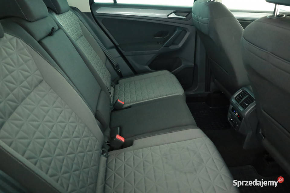 VW Tiguan 15 TSI relingi dachowe Tiguan Motoryzacja Piaseczno