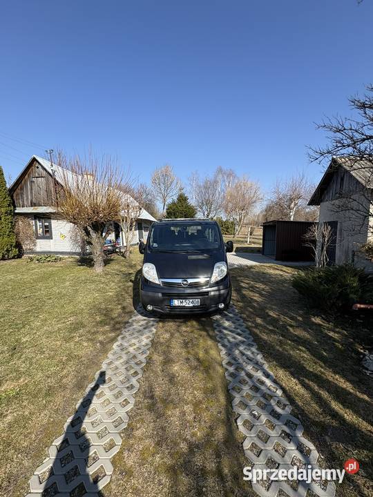 Opel Vivaro Tour Zadbany 9cio osobowy Tomaszów Lubelski