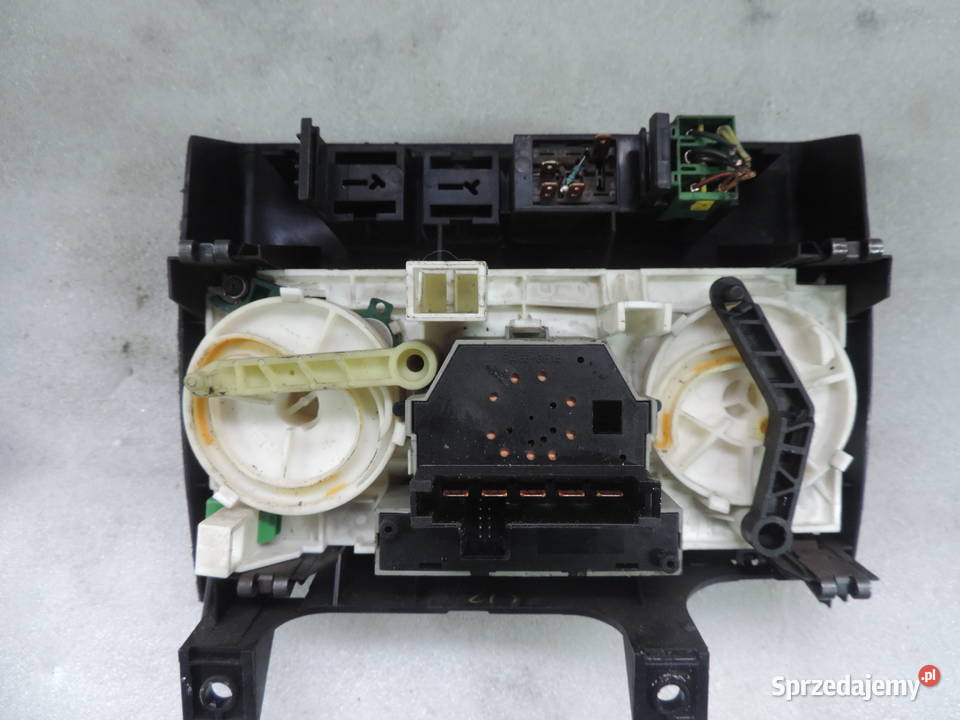 OPEL ZAFIRA A PANEL STEROWANIA NAWIEWU panele sterowania, przełączniki sprzedam