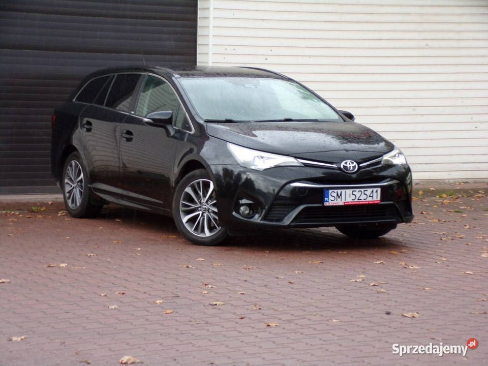 Toyota Avensis BI LED Edition S Navi 20 143 2017 Mikołów