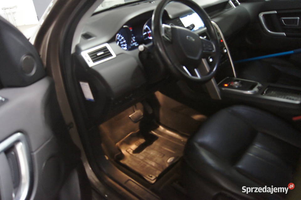 ŁADNY MAŁY PRZEBIEG 4X4 Discovery Sport mazowieckie Warszawa
