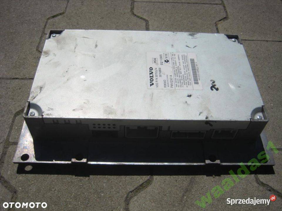VOLVO S40 V50 0410R WZMACNIACZ RADIA 30752608 Części samochodowe wielkopolskie Rakoniewice
