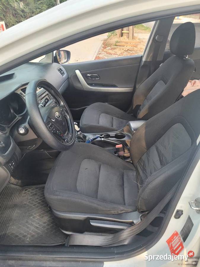 Kia ceed 2015 r benzyna kombi biała Cee'd