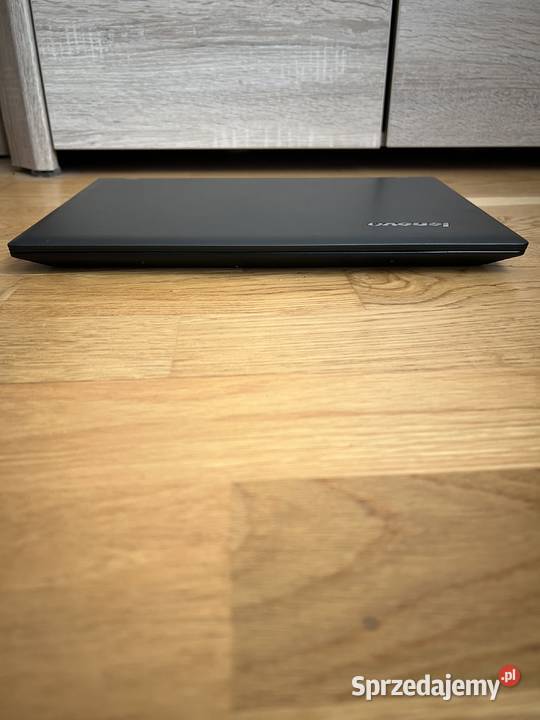 Lenovo E3180 i36006U 8GB RAM ssd240GB 133 Święta Katarzyna sprzedam