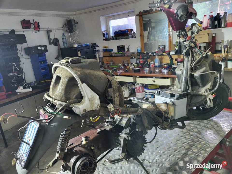 Malaguti F10 skuter w całości kompletny na Zduńska Wola