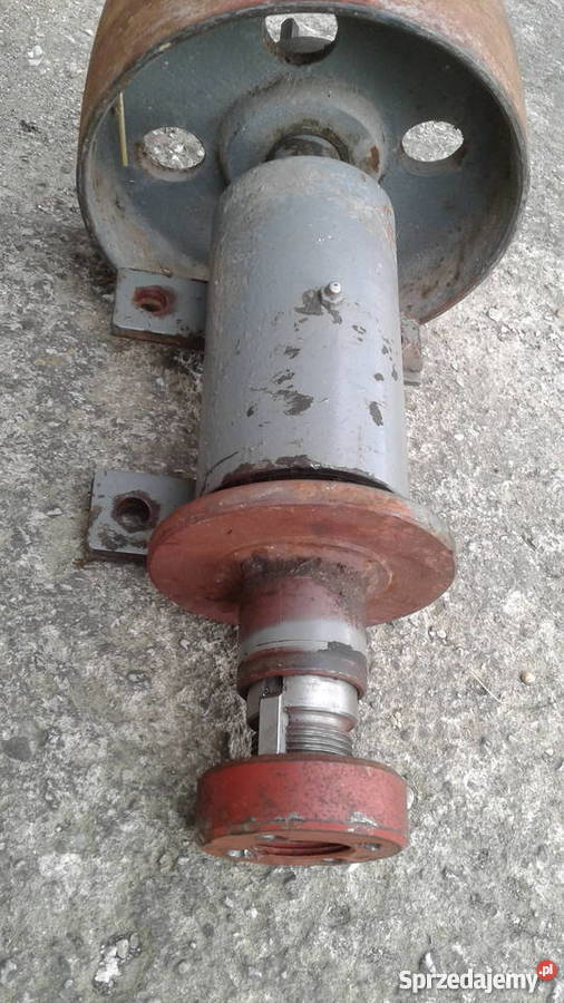 Wałek z kołem pasowym łódzkie Gałków Mały sprzedam