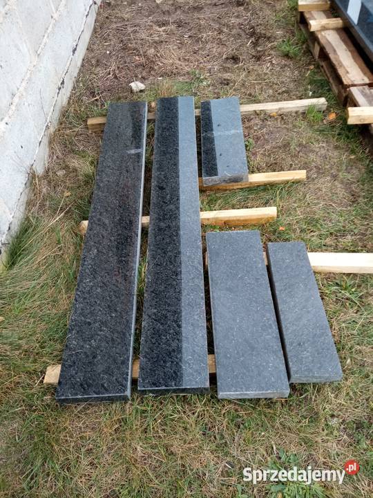 Pomnik marmur czarny Kleszczewo Kościerskie