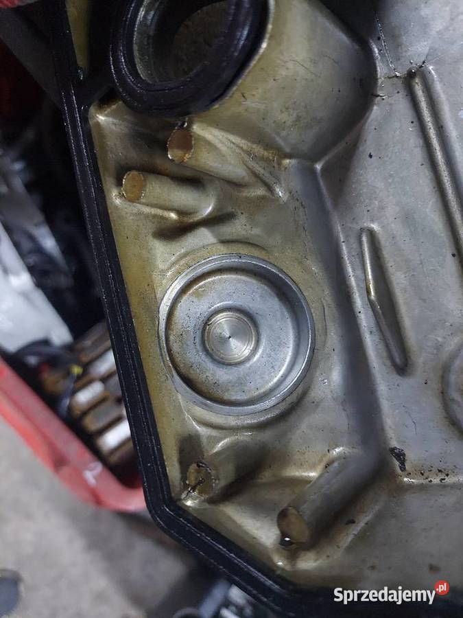 Honda VT 500 pokrywa głowicy zaworów korek Jelenia Góra